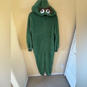 Sesame Street Oscar the Grouch Onesie Costume Size Small/Medium
